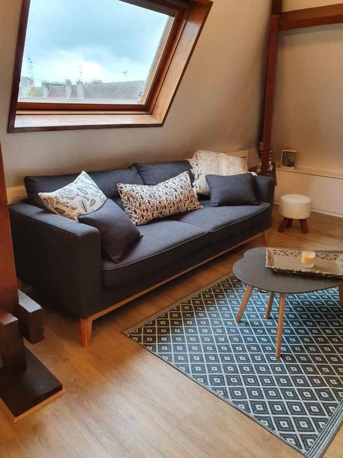 Bel Appartement Ensoleille En Ville Пон-л'Эвек Экстерьер фото